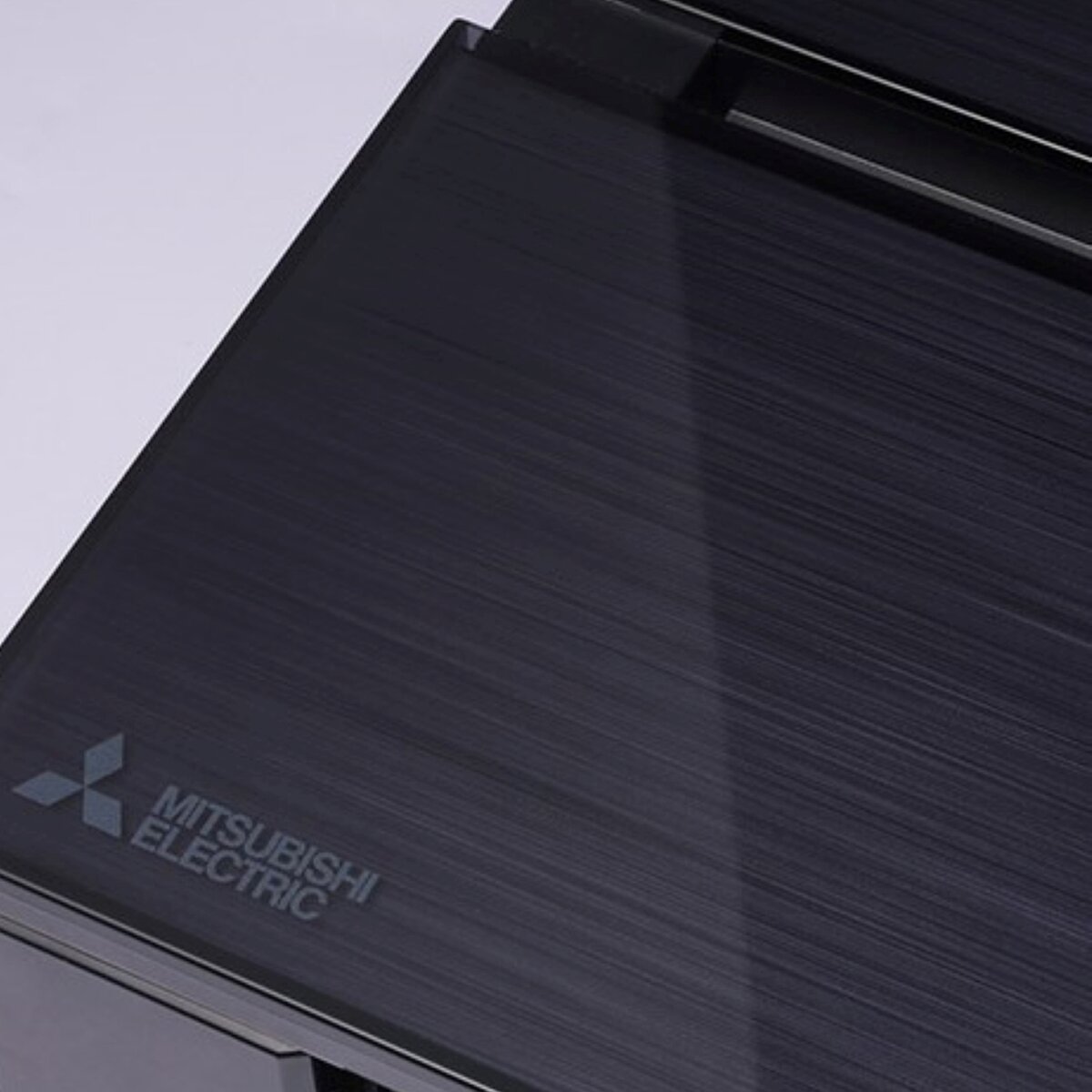 三菱電機 ルームエアコン 霧ヶ峰 MSZ-FL4021 14畳 オニキスブラック (注意事項了承済/室外機-傾斜屋根設置/既存品の撤去あり)