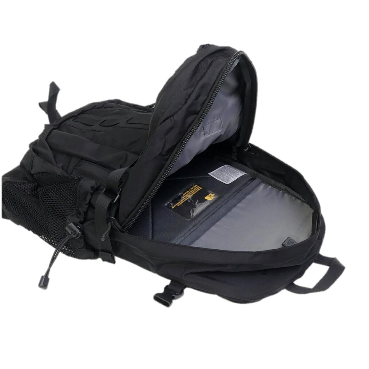 ザ・ノース・フェイス　ホットショットSE バックパック　容量30.0L　NF0A3KYJ
