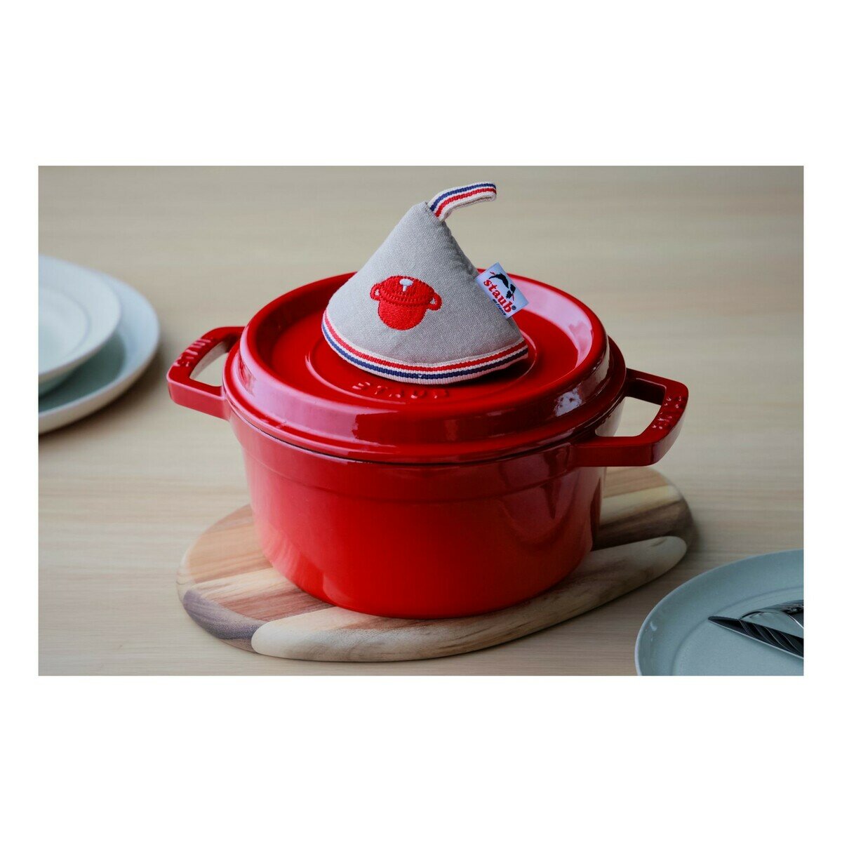 極美品！26cm ストウブ 浅型 シャロー ラウンド ココット チェリー 極美品！26cm ストウブ 浅型 シャロー ラウンド ココット チェリー