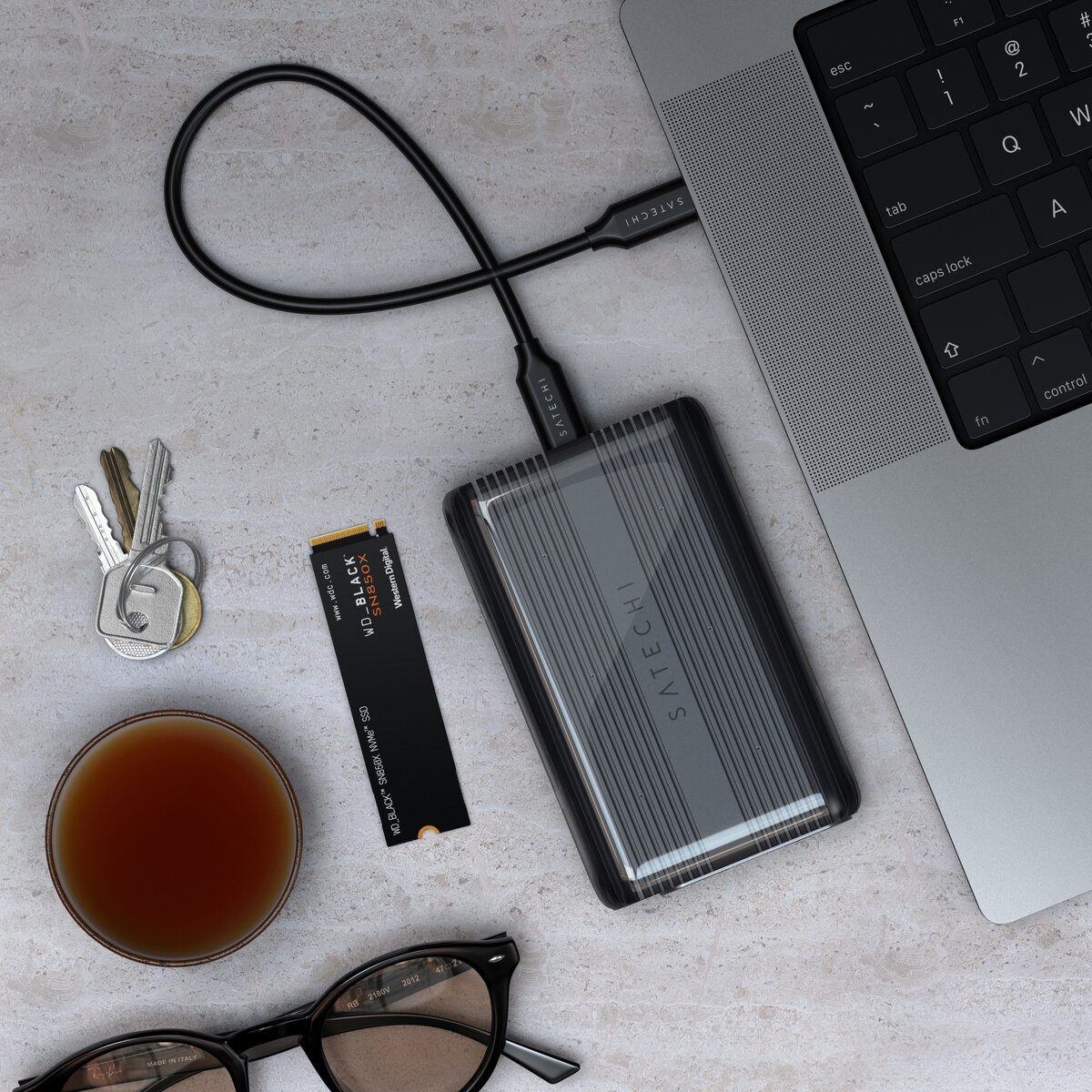 Satechi USB4 NVMe SSD PRO エンクロージャー