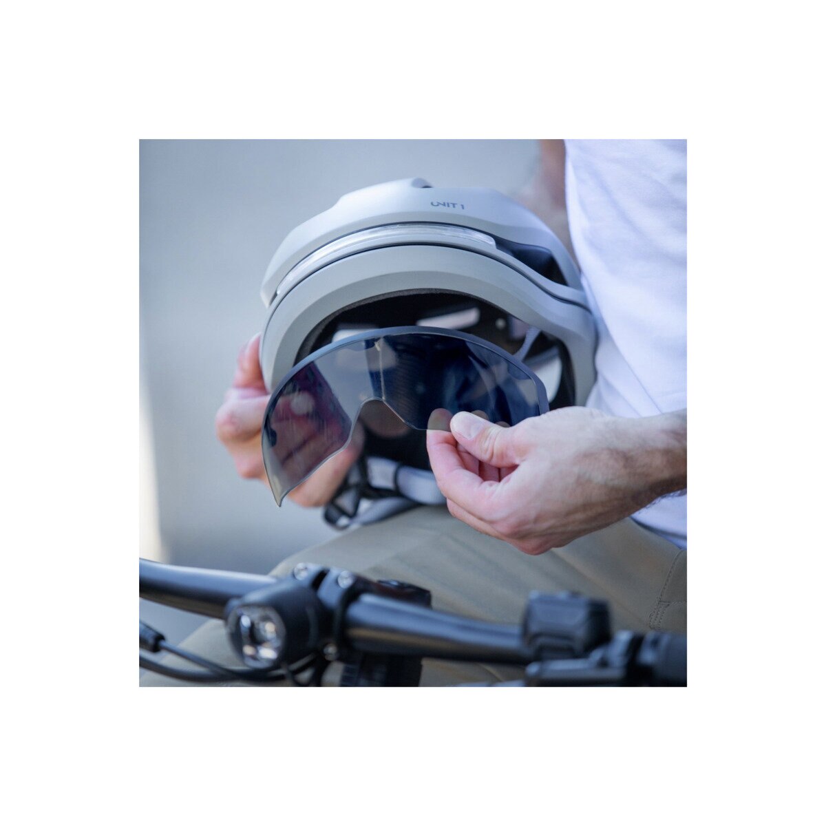 マグネット式フェイスバイザー VISOR AURA ティンテッド