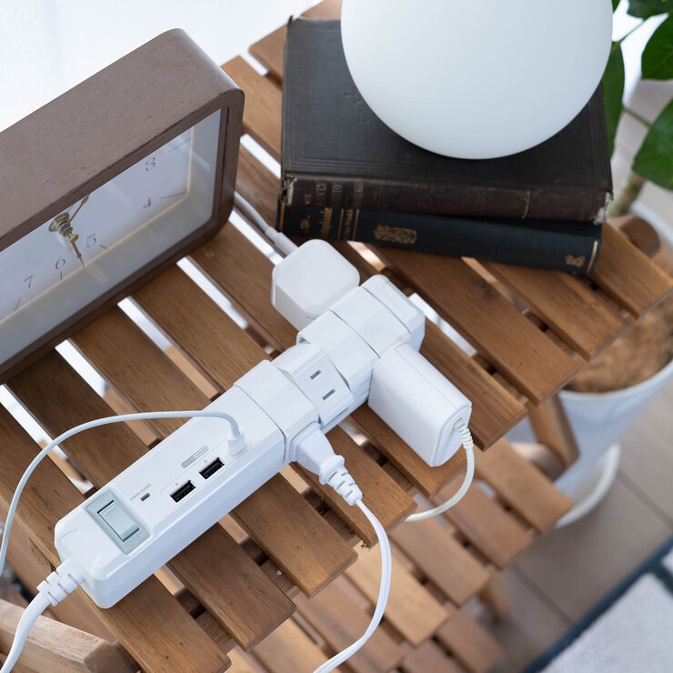FARGO TAP KING USB 3.4A TYPE-C 回転タップ 延長コード 8個口 TYPE A x 2 TYPE C x 1 FARGO TAP KING USB 3.4A TYPE-C 回転タップ 延長コード 8個口 TYPE A x 2 TYPE C x 1