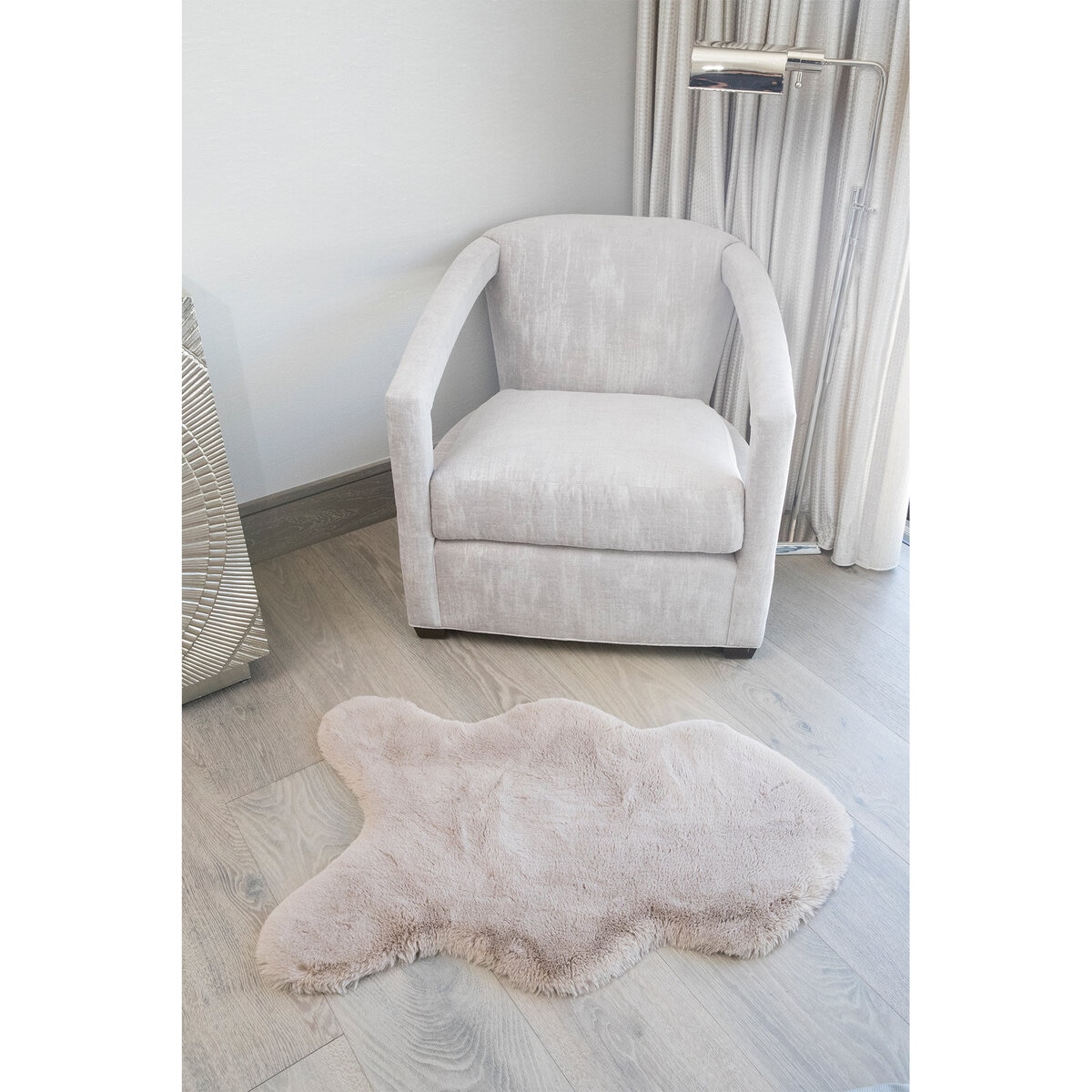 モンシャトー フェイクファー ラグ 60 x 99 cm | Costco Japan モンシャトー フェイクファー ラグ 60 x 99 cm | Costco Japan