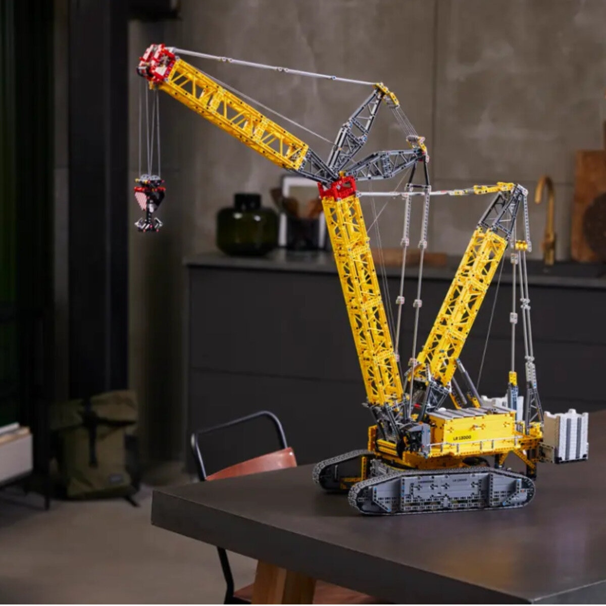 レゴ テクニック リープヘル LR 13000 クローラクレーン