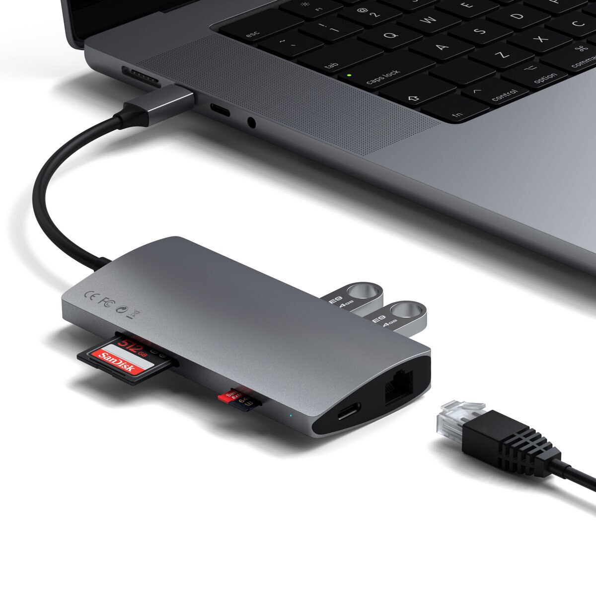Satechi USB-Cマルチポートアダプター4K with イーサーネット V2
