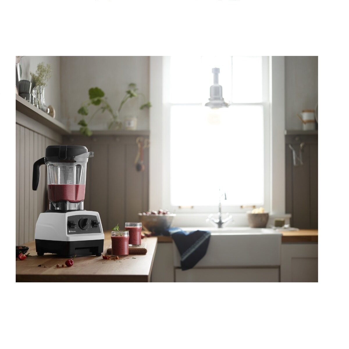 【新品未開封】バイタミックス　vitamix  E320  ホワイト