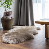 ウィンドワード ラムスキン ラグ 1匹物 ダークベージュ | Costco Japan