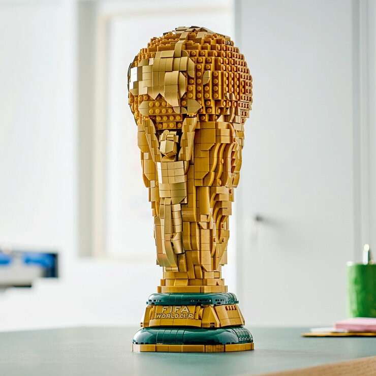 レゴ FIFA ワールドカップ™ 公式トロフィー レゴ FIFA ワールドカップ™ 公式トロフィー