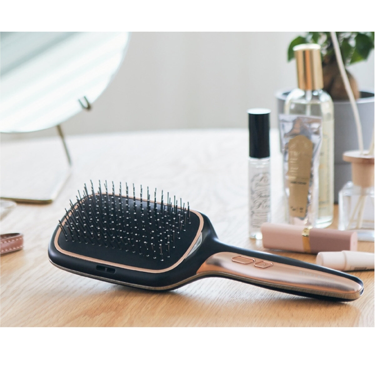 コイズミ イオンバランスリセットヘアブラシ ブラック KBE2520K