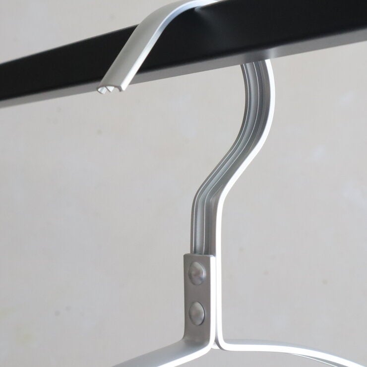チャナカンパニー Balmy Hanger(バルミーハンガー) 「MOTTEアーチ」 12本セット TP-ECA02-40SLV-6ST チャナカンパニー Balmy Hanger(バルミーハンガー) 「MOTTEアーチ」 12本セット TP-ECA02-40SLV-6ST
