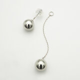 プラチナ 7.5mm ボール チェーン付き 2Way ピアス