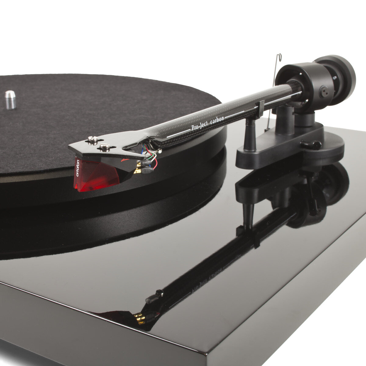 Pro-Ject ターンテーブル Debut Carbon DC オルトフォン社製２M Red付属