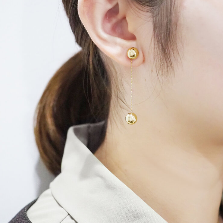 18Kイエローゴールド 7.5mm ボール チェーン付き 2Way ピアス 18Kイエローゴールド 7.5mm ボール チェーン付き 2Way ピアス