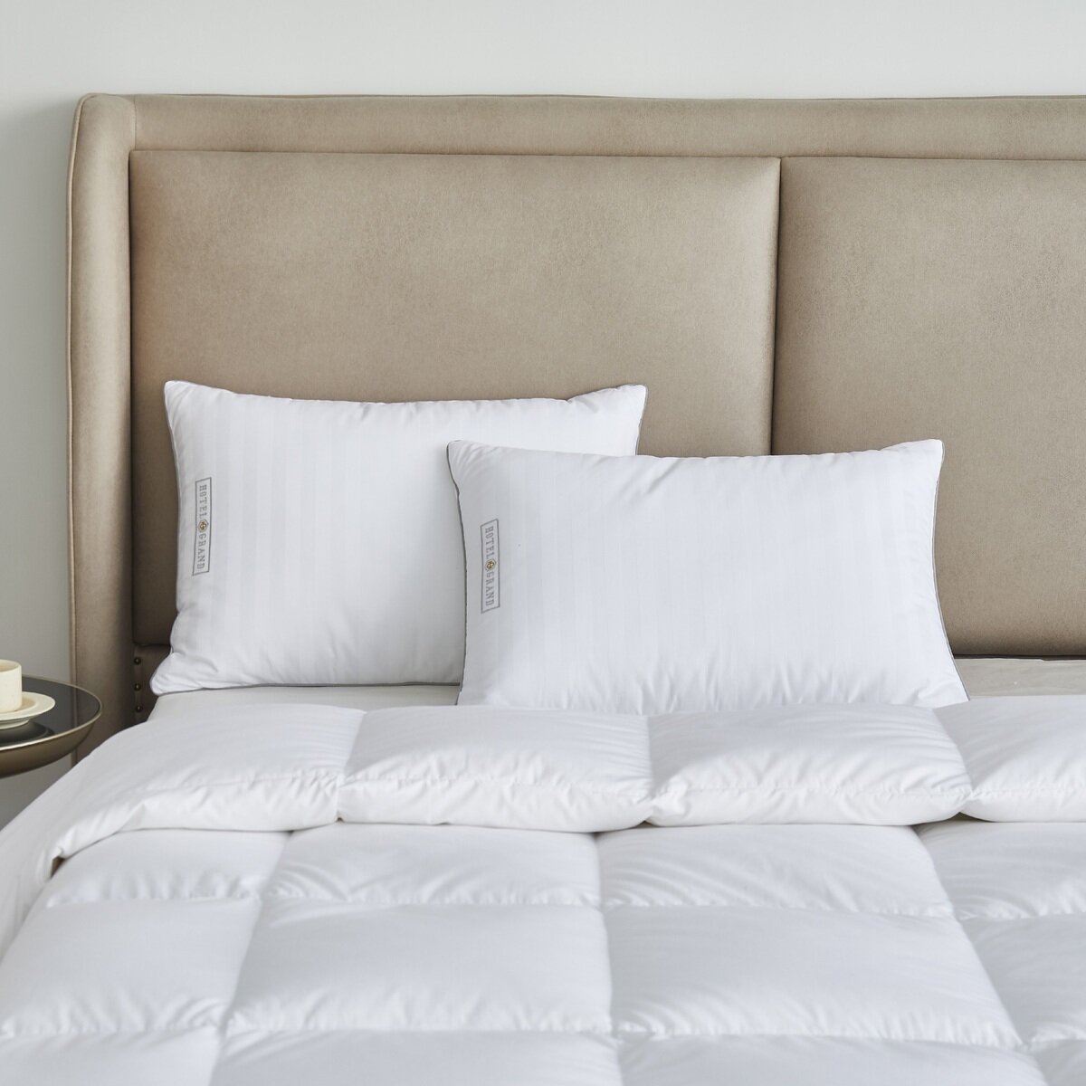 ホテル グランド ダウン&フェザー 枕 2個セット | Costco Japan