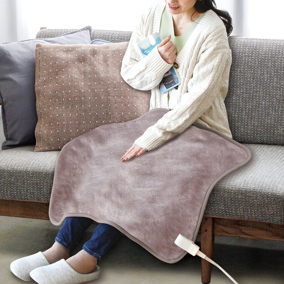 広電 電気ひざ掛け どこでもホットシート 85cm x 60cm