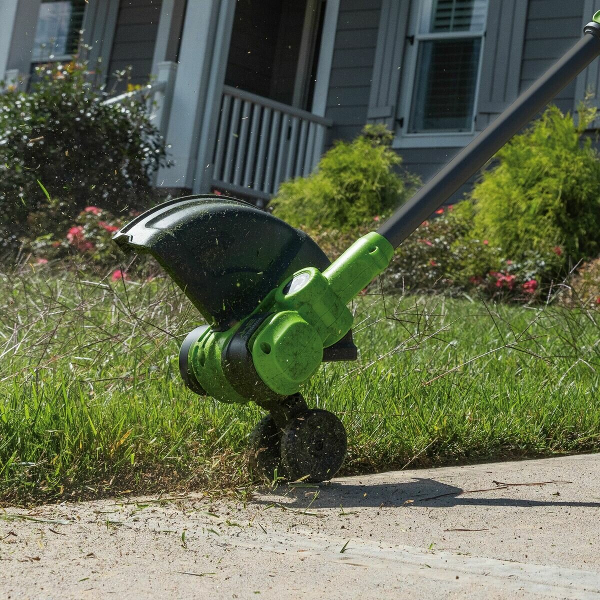 Greenworks 24V充電式ナイロントリマー