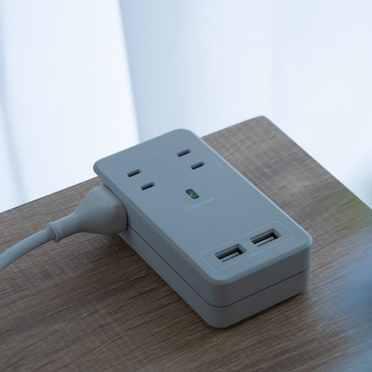 Fargo（ファーゴ）SATI COLOR(サティカラー) AC4個口 4.2A USB 全14色 CT221 ライトグレー