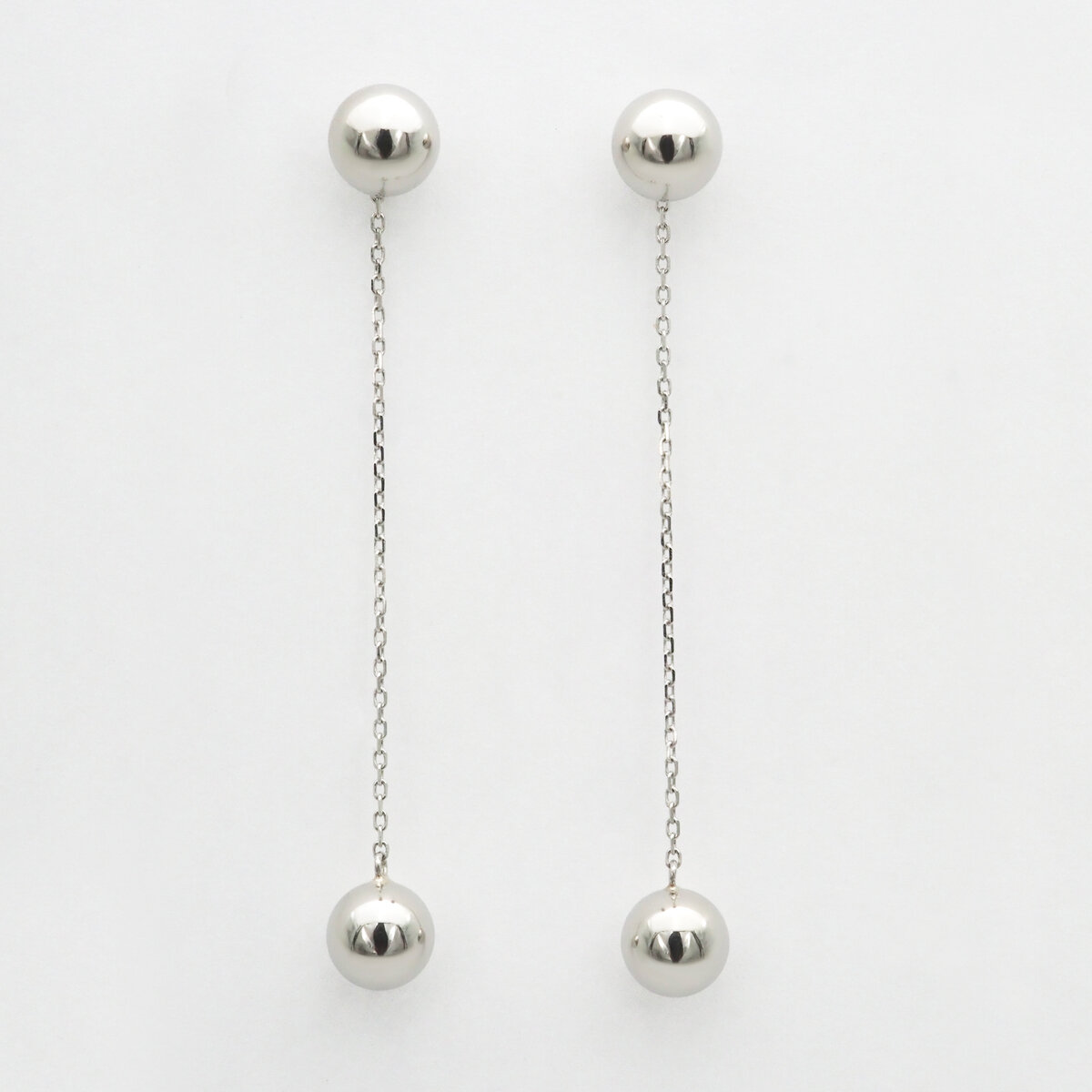 プラチナ 5.5mm ボール チェーン付き 2Way ピアス
