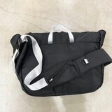 チーク ビッグメッセンジャーバッグ ブラック