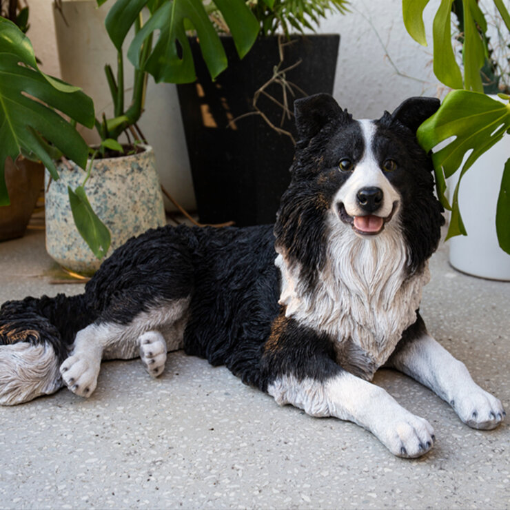 ウービア うつぶせボーダーコリーの置物 H21032