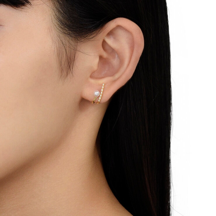 あこやパール 18Kイエローゴールド 4.5㎜ 0.06カラット ダイヤモンド デザインピアス