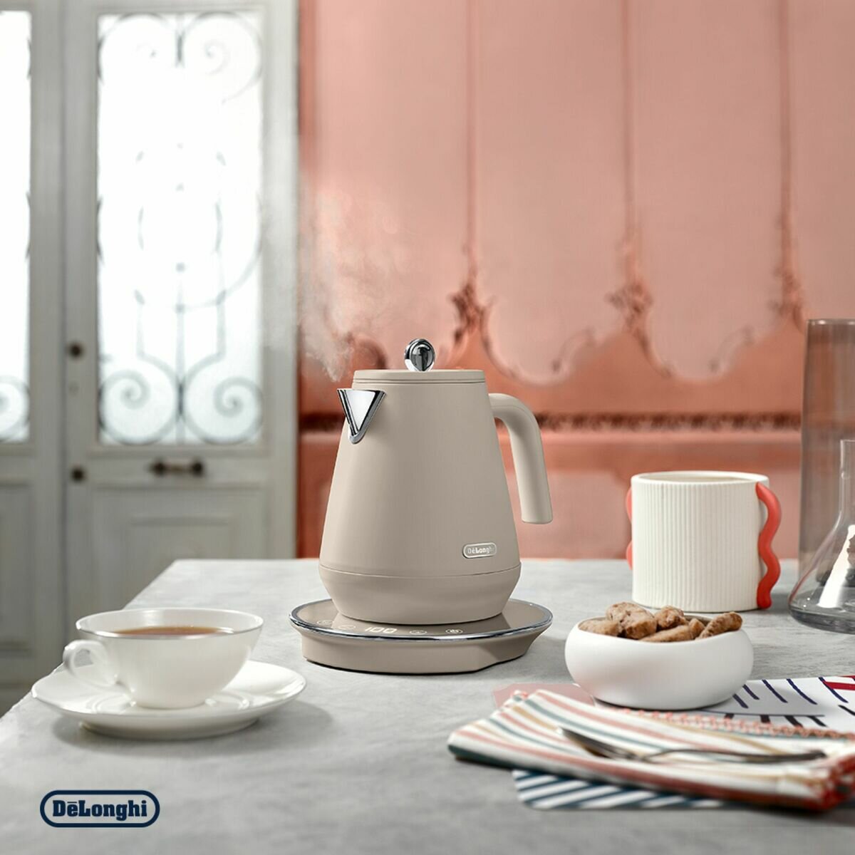 デロンギ エクレティカ 温度設定機能付き電気ケトル