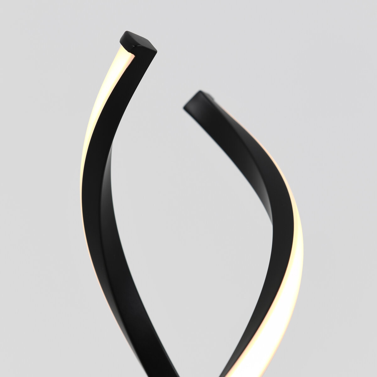 SWIRL TABLE LAMP (BLACK)