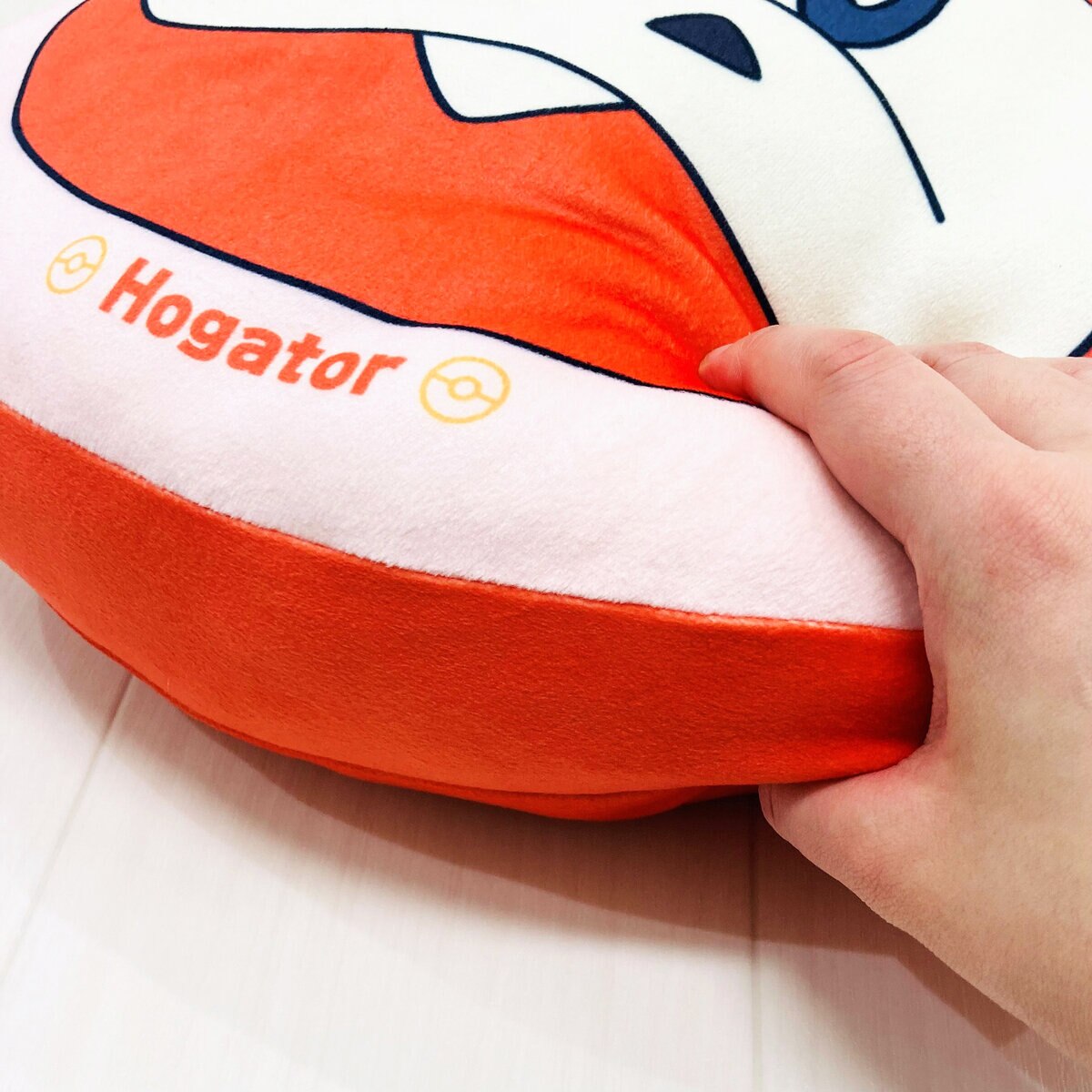 ポケモン ダイカットクッション 25cm x 30cm ホゲータ