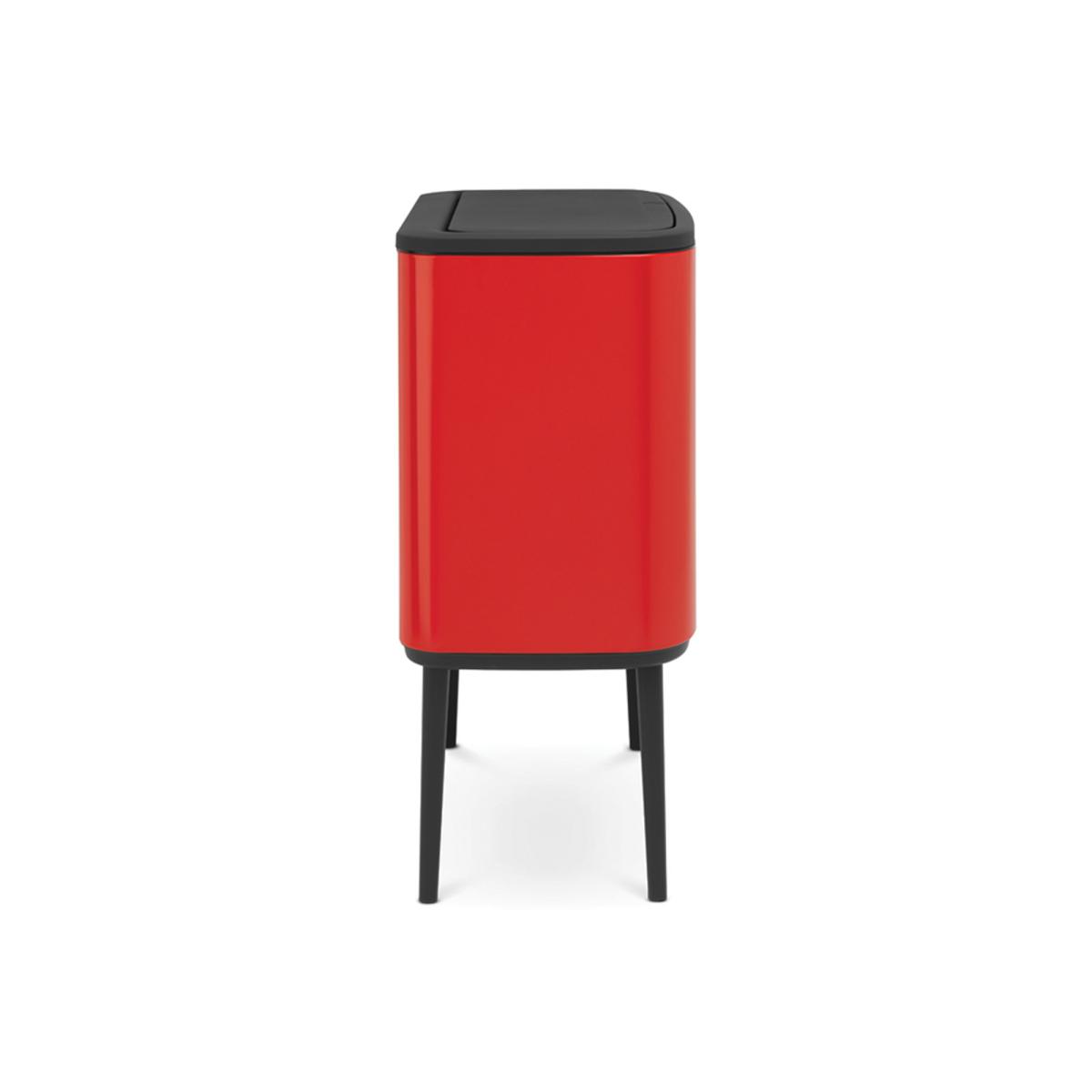 ブラバンシア Boタッチビン 36L   タッチ式ごみ箱(脚つき)  パッションレッド  315749