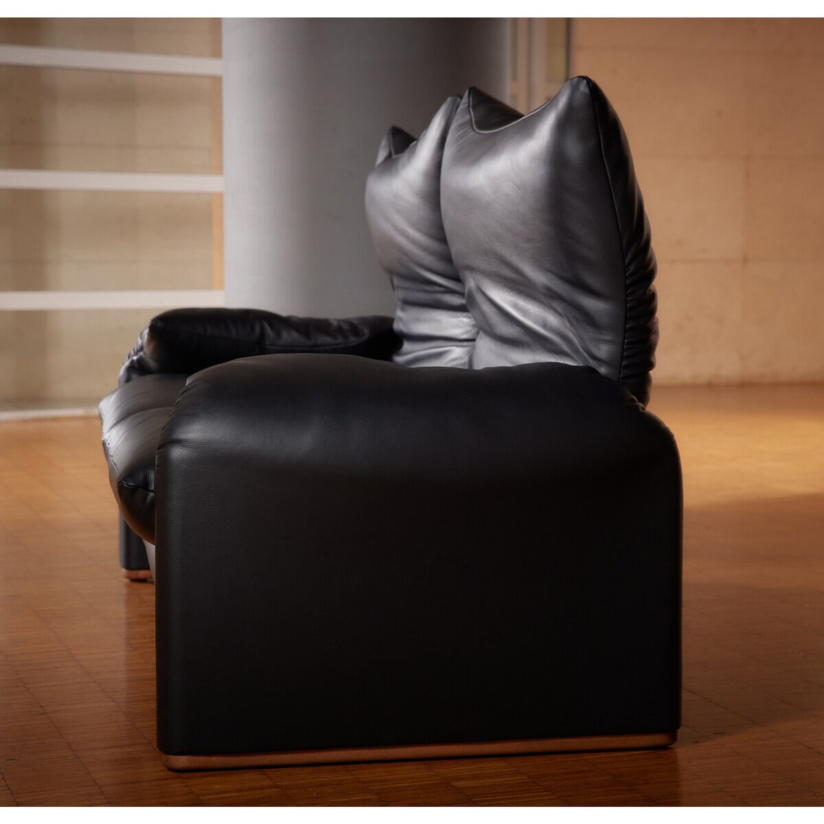 CASSINA マラルンガ革製ソファ