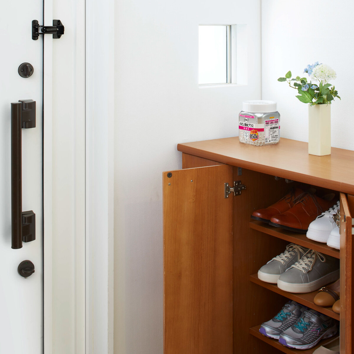 消臭力 イオン消臭プラス 大容量 本体 850g 消臭力 イオン消臭プラス 大容量 本体 850g