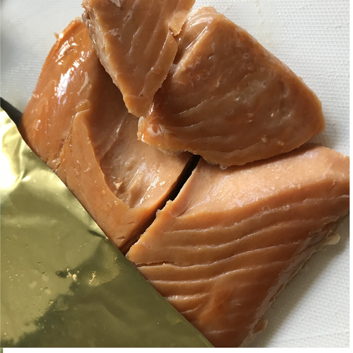 カナディアン ワイルド スモークサーモン(レトルトパック) 113g x 6箱