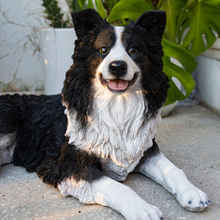 ウービア うつぶせボーダーコリーの置物 H21032