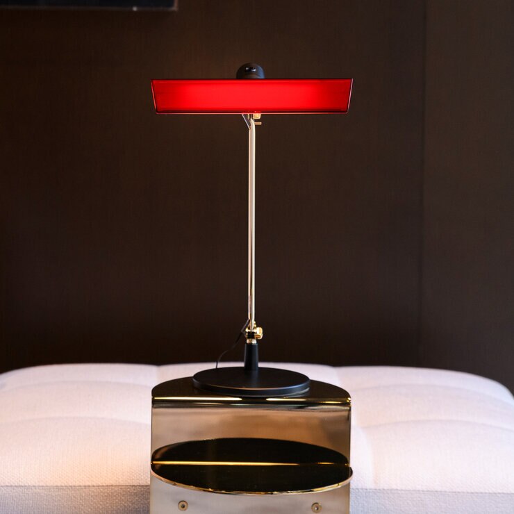 スワン エグザーム ニューヨーク LED デスクライト レッド