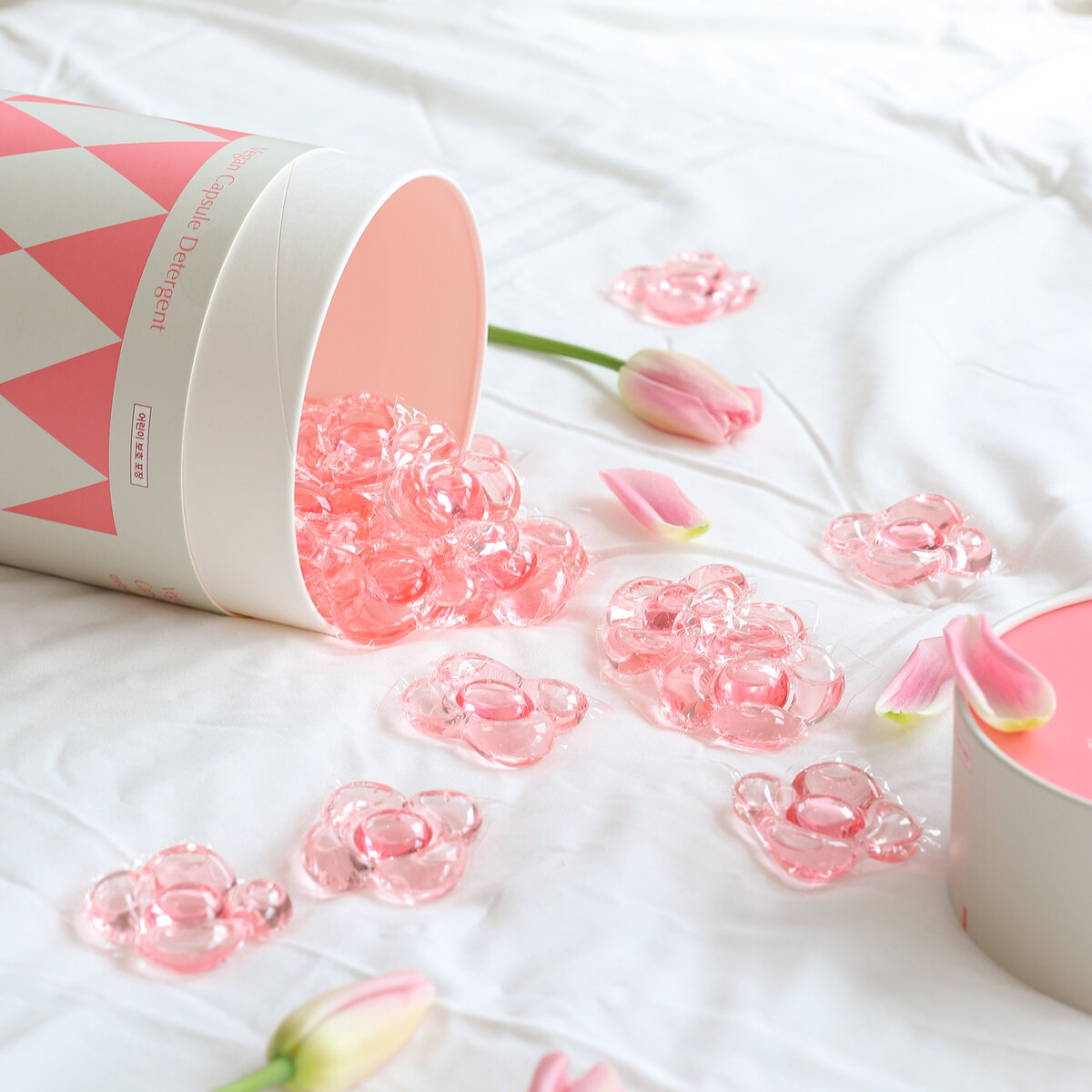 LAVOIR カプセル洗濯洗剤 チューリップ&フリージアの香り 60粒