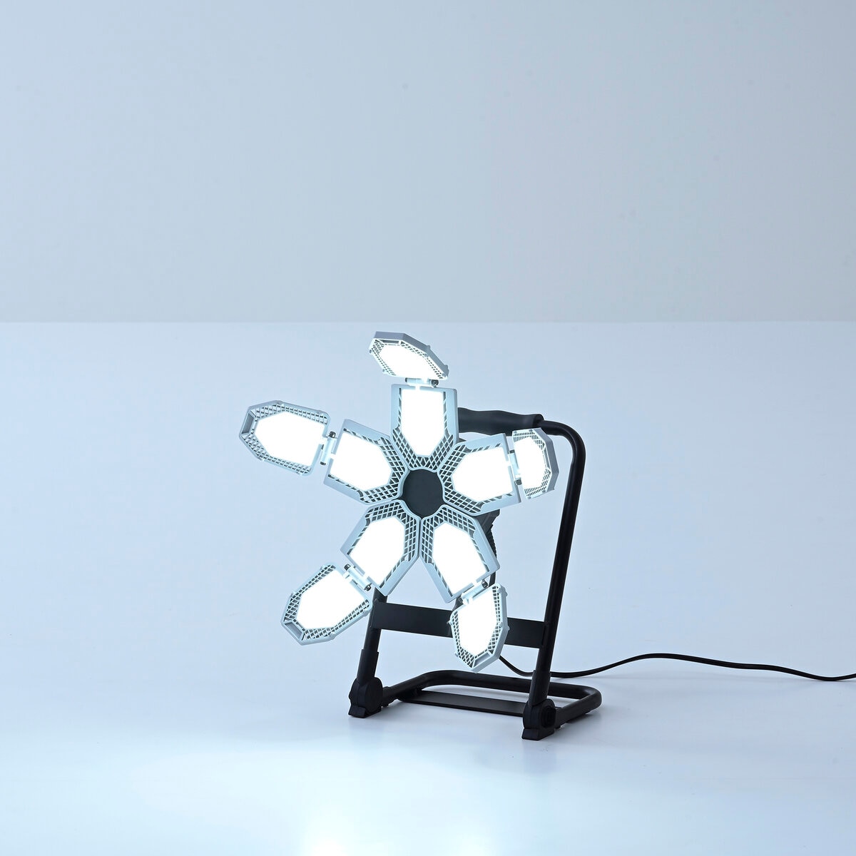 YAMAZEN 5灯LEDガレージライト/ポータブルスタンドセット GL5-1000SPLS-E26SET