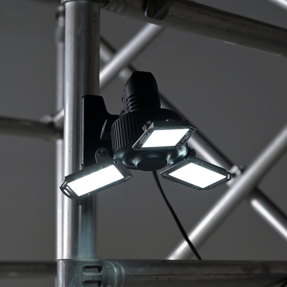 YAMAZEN 3灯LEDガレージライト/マグネットライトクリップセット GL3-0500LCS-300SET