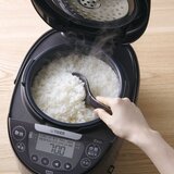 タイガー IHジャー炊飯器10合炊き JPW-D180T
