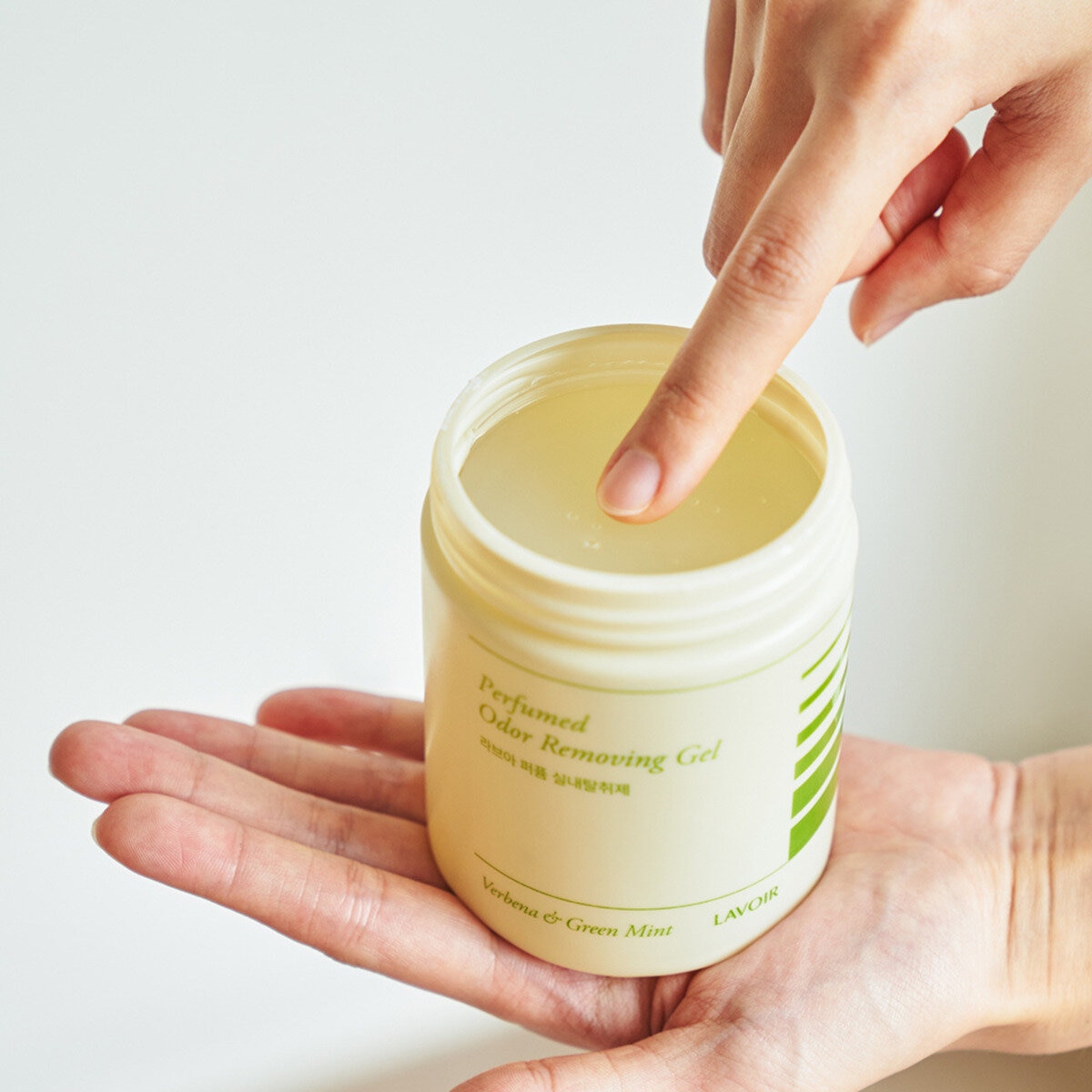 LAVOIR (ラヴァ) ジェル型室内消臭剤 バーベナ&ミントの香り 3個 LAVOIR (ラヴァ) ジェル型室内消臭剤 バーベナ&ミントの香り 3個