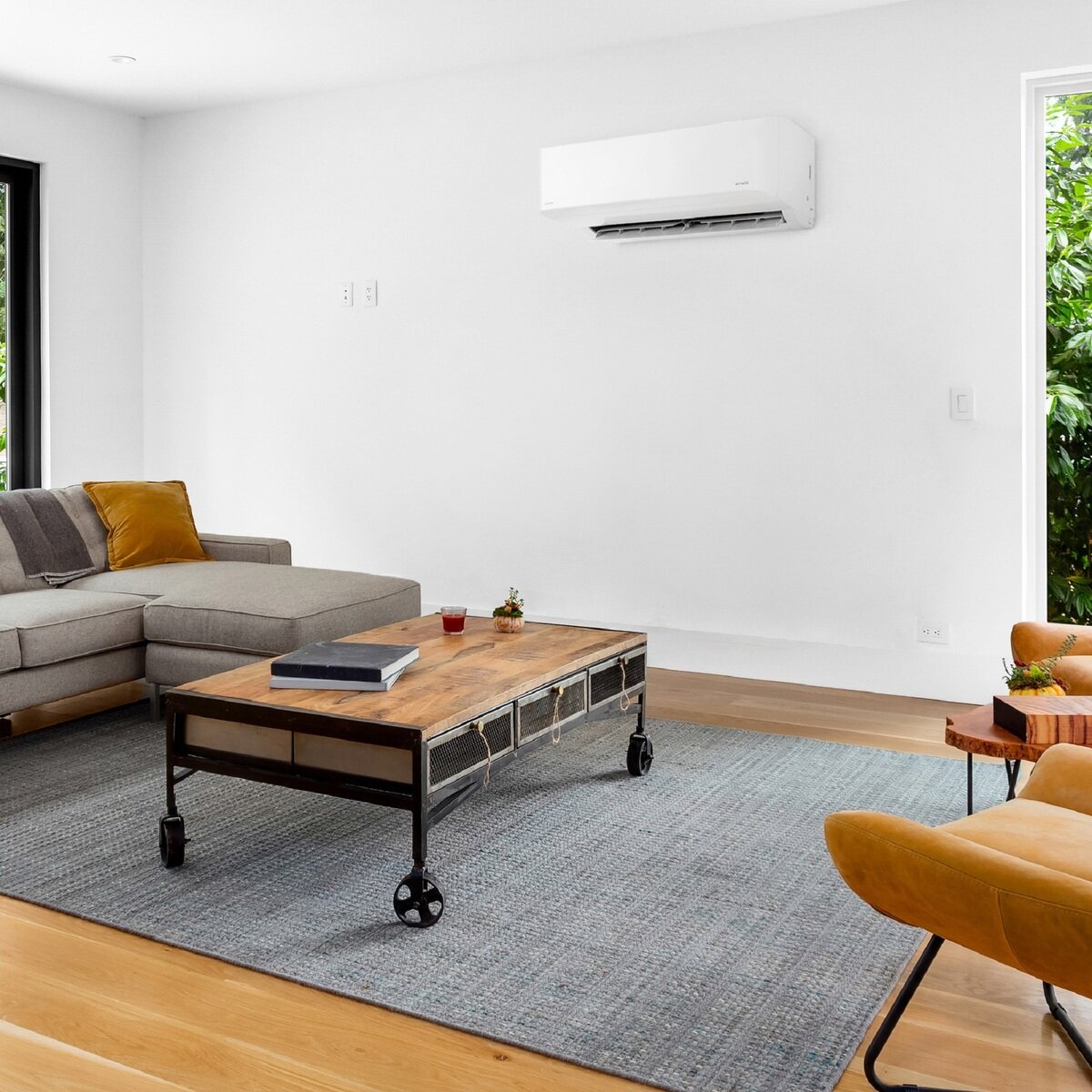 ☆中古￥24,800！IRIS OHYAMA 6畳用2.2kwルームエアコン 家電 IAF  