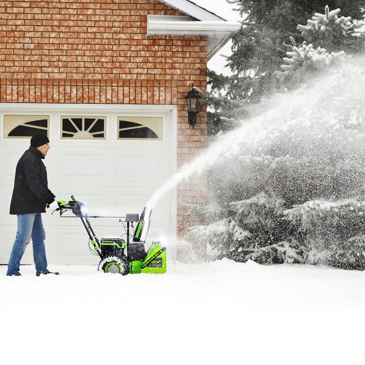 Greenworks 充電式除雪機 除雪幅61cm 80V 4Ah 充電池3個 + 充電器 2個付属 Greenworks 充電式除雪機 除雪幅61cm 80V 4Ah 充電池3個 + 充電器 2個付属