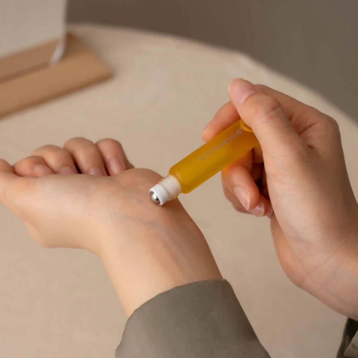 生活の木 ロールオンフレグランス 6mL 金木犀