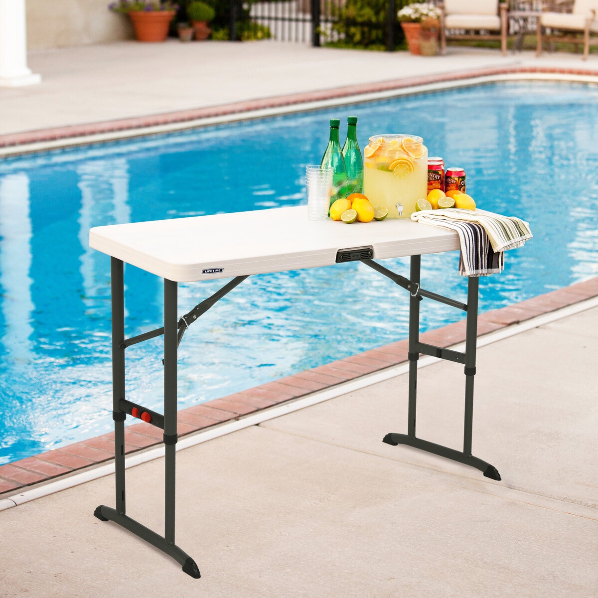 LIFETIME 折り畳み机（4FT) 高さ調節可能 Costco Japan