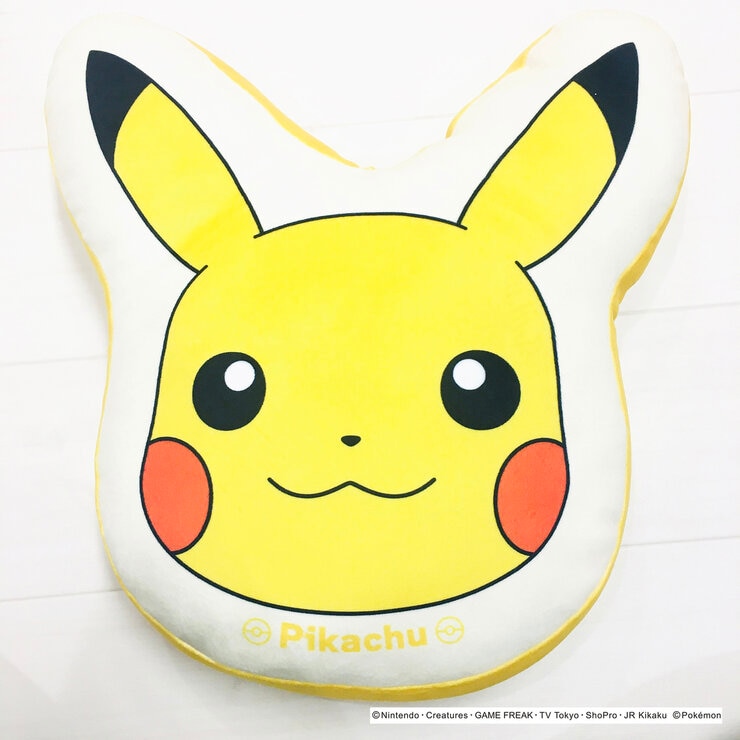 ポケモン フェイスクッション 25cm x 30cm ピカチュウ ポケモン フェイスクッション 25cm x 30cm ピカチュウ