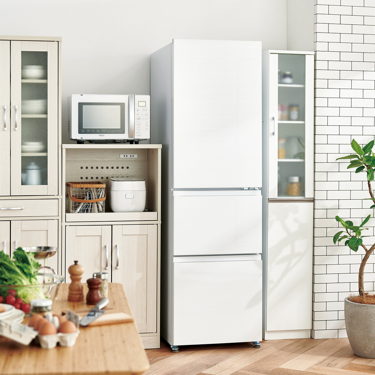 Haier 335L 冷蔵庫 JR-CV34A-W リネンホワイト