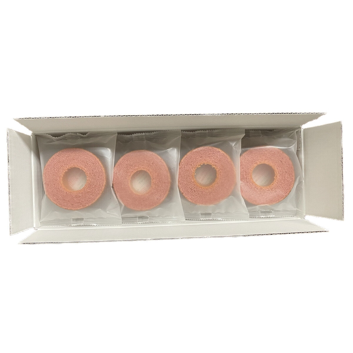 千年屋 しっとりなめらかおとなのばうむ。いちご 16個入