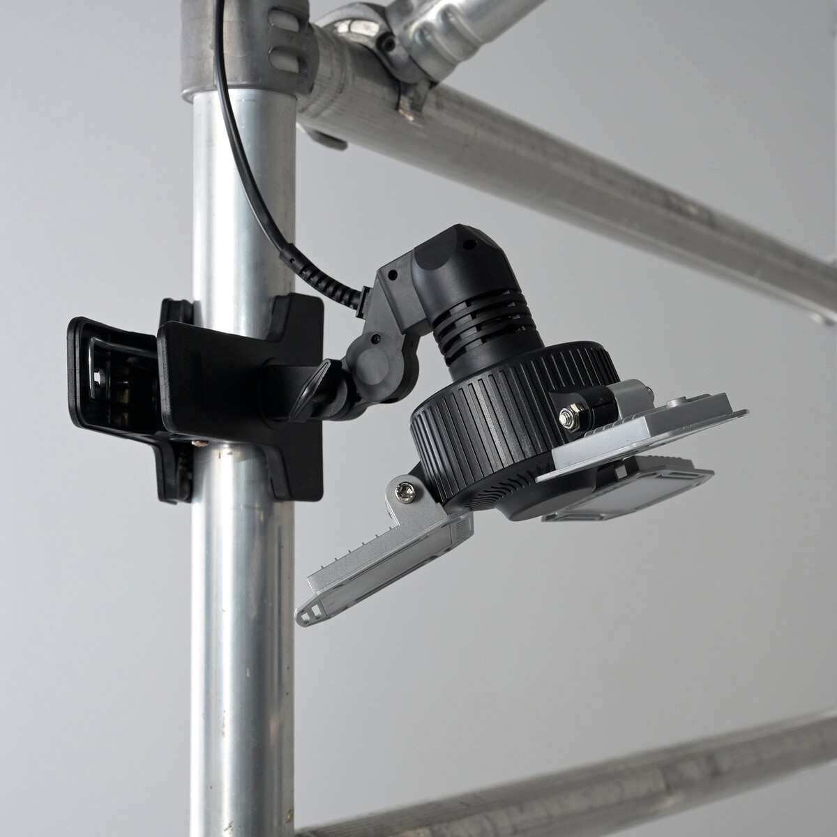 YAMAZEN 3灯LEDガレージライト/マグネットライトクリップセット GL3-0500LCS-300SET