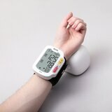 タニタ 手首式血圧計 BP213