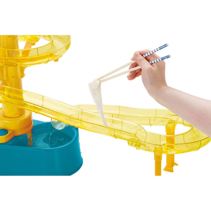 タカラトミー 夏だ！プールだ！ながしそうめんだ！そうめんスライダーにミニオン登場