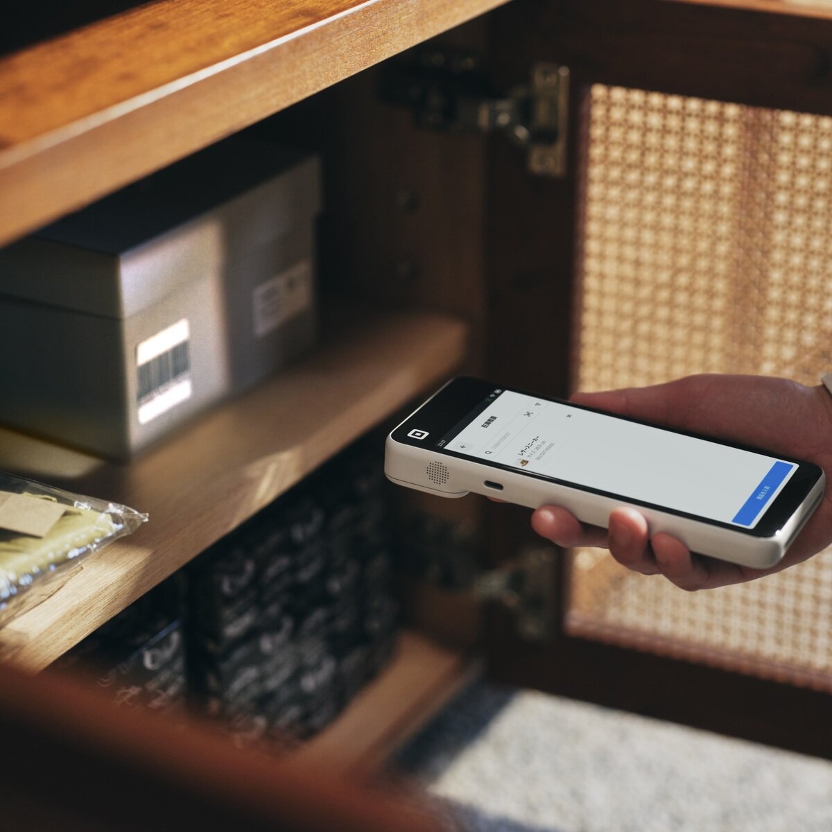 Square ハンディ ポータブルPOS・決済端末 A-SKU-0880 Square ハンディ ポータブルPOS・決済端末 A-SKU-0880